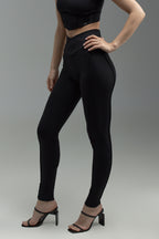 Laura Leggins